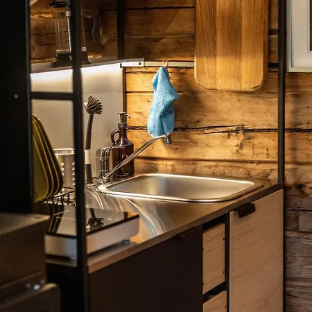 Viking Hut, Unique Nature Experience, Sauna, Riverbend, Wifi, Yllaes Casa vacanze
