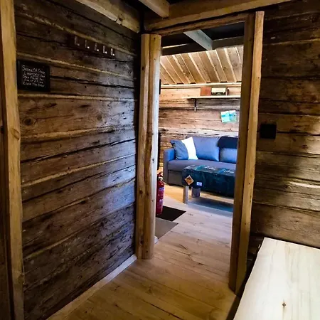 Viking Hut, Unique Nature Experience, Sauna, Riverbend, Wifi, Yllaes